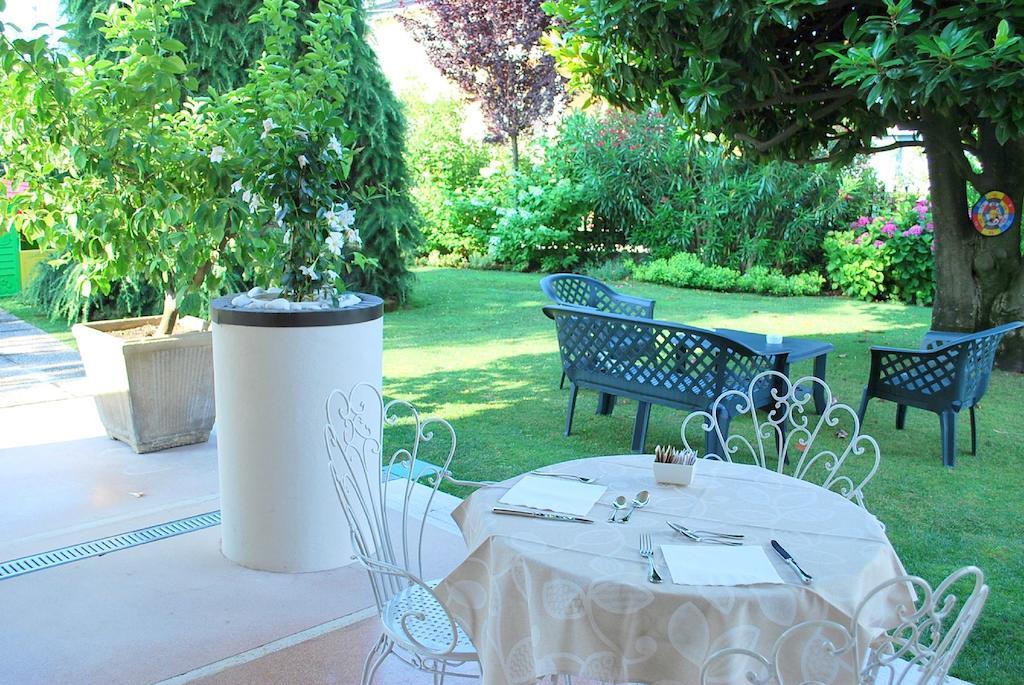 B&B Villa Bianca Sona Zewnętrze zdjęcie